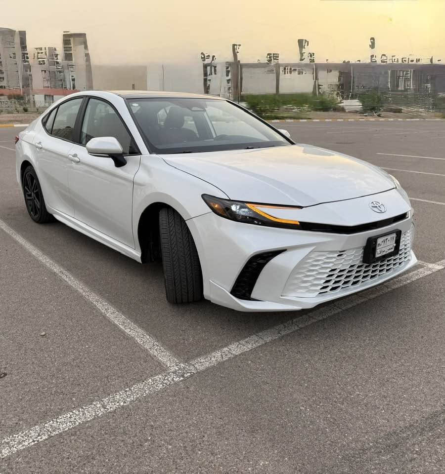 � تويوتا كامري 2025 XSE هايبرد – وارد أمريكي 🇺🇸

* فئة XSE
* هايبرد 2.5 لتر
* FWD – تو ويل
* ماشية فقط 5 آلاف كم
* سقف بانوراما كهربائي 🌟
* جنوط رياضية 19 إنچ
* داخلية جلد
* مقاعد أمامية كهربائية ومدفأة
* شاشة وسطية 12.3 إنچ
* شاشة عدادات رقمية 12.3 إنچ
* Apple CarPlay لاسلكي
* Android Auto
* كاميرا خلفية
* Blind Spot
* حساسات
* مثبت سرعة متكيف
* Lane Assist
* Toyota Safety Sense 3.0
* تشغيل بصمة ودخول ذكي
* Push Start
* تحكم بالمقود
* Paddle Shifters
* تكييف أوتوماتيك
* إضاءة LED
* سقف بانوراما 🌟
* مواصفات XSE الرياضية كاملة
🔥 نظيفة جداً وشبه جديدة، ماشية 5 آلاف فقط
للاستفسار ***********
