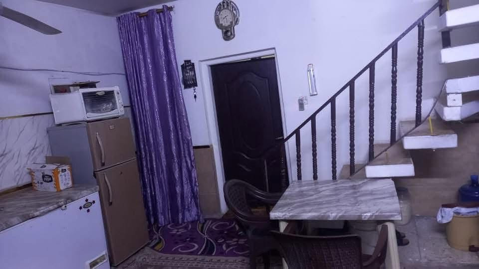 *🏠 بيت للبيع*

*المساحة:* 100 متر

*الواجهة:* 5 متر

*النزال:* 20 متر

* طابق ونص

*العنوان:*
چكوك - الاساتذه - قرب جامع السبطين (ع) 

السعر واتساب او الاتصال على الرقم التالي

***********
