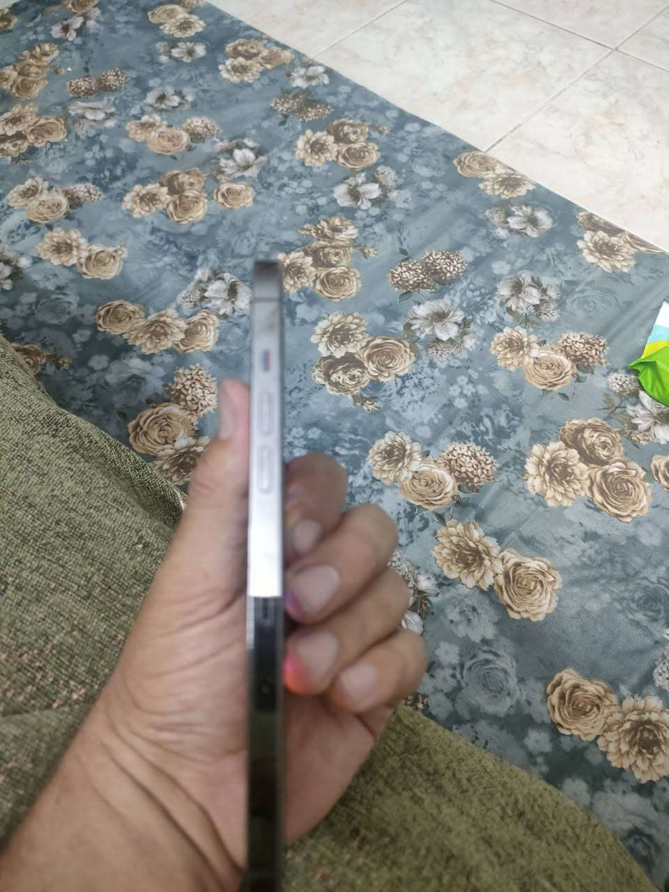 12 برو ماكس جهاز جديد بدون عيب او جلخ وضع الوكالة بطارية 81٪ السعر ٤٥٠ مجال حك الجيه ***********

نص مكتوب في الصور:
- ١٠:٢٩
- حول
- الاسم
- < iPhone
- إصدار iOS
- < 26.6.1
- اسم الطراز
- iPhone 12 Pro Max
- رقم الطراز
- MG9F3LL/A
- الرقم التسلسلي
- G0PDTKGSOD43
- انتهت صلاحية التغطية
- الأغاني
- .
- الفيديوهات
- ٣٦٠
- الصور
- ٢,٨١٥
- التطبيقات
- ٤٢
- السعة
- ٢٥٦ غ.ب.
- متوفرة
- ١٨٥,٣٣ غ.ب.