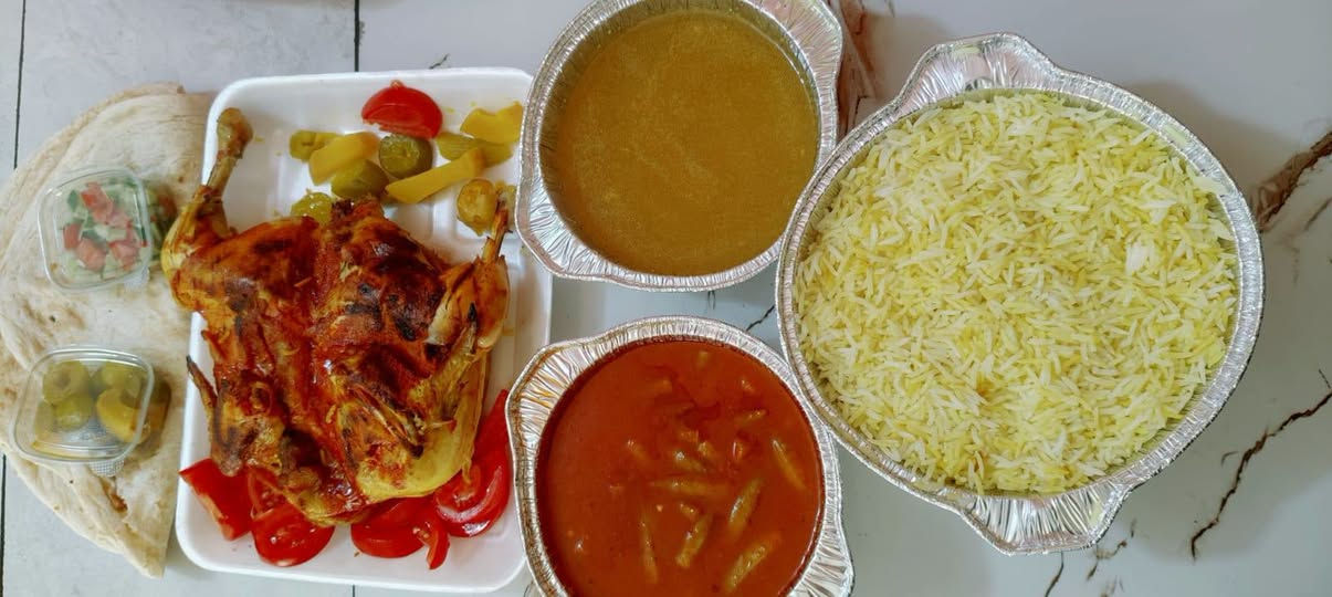 عرض دجاجه كامله+ كدر تمن+ كدرين تشريب اومركه + كرصتين خبز+ طرشي مقبلات اب 15000 التوصيل مجاني لكل مناطق الشامية ريف اومدينه للحجز ***********
