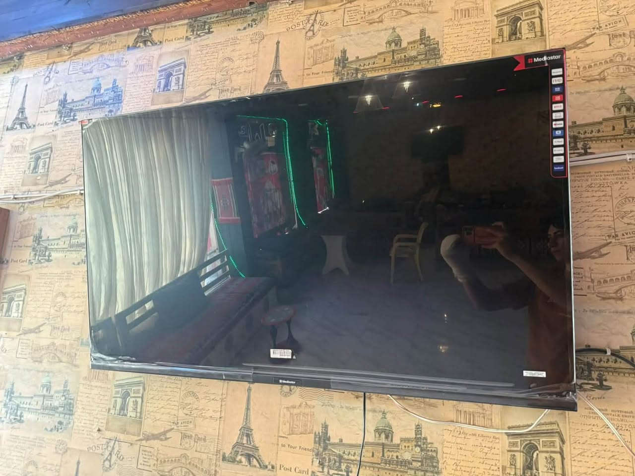 العراض الكوفي للبيع التواصل ع الرقم *********** الموقع البصرة الجنينه شارع البهو كوفي دارك
