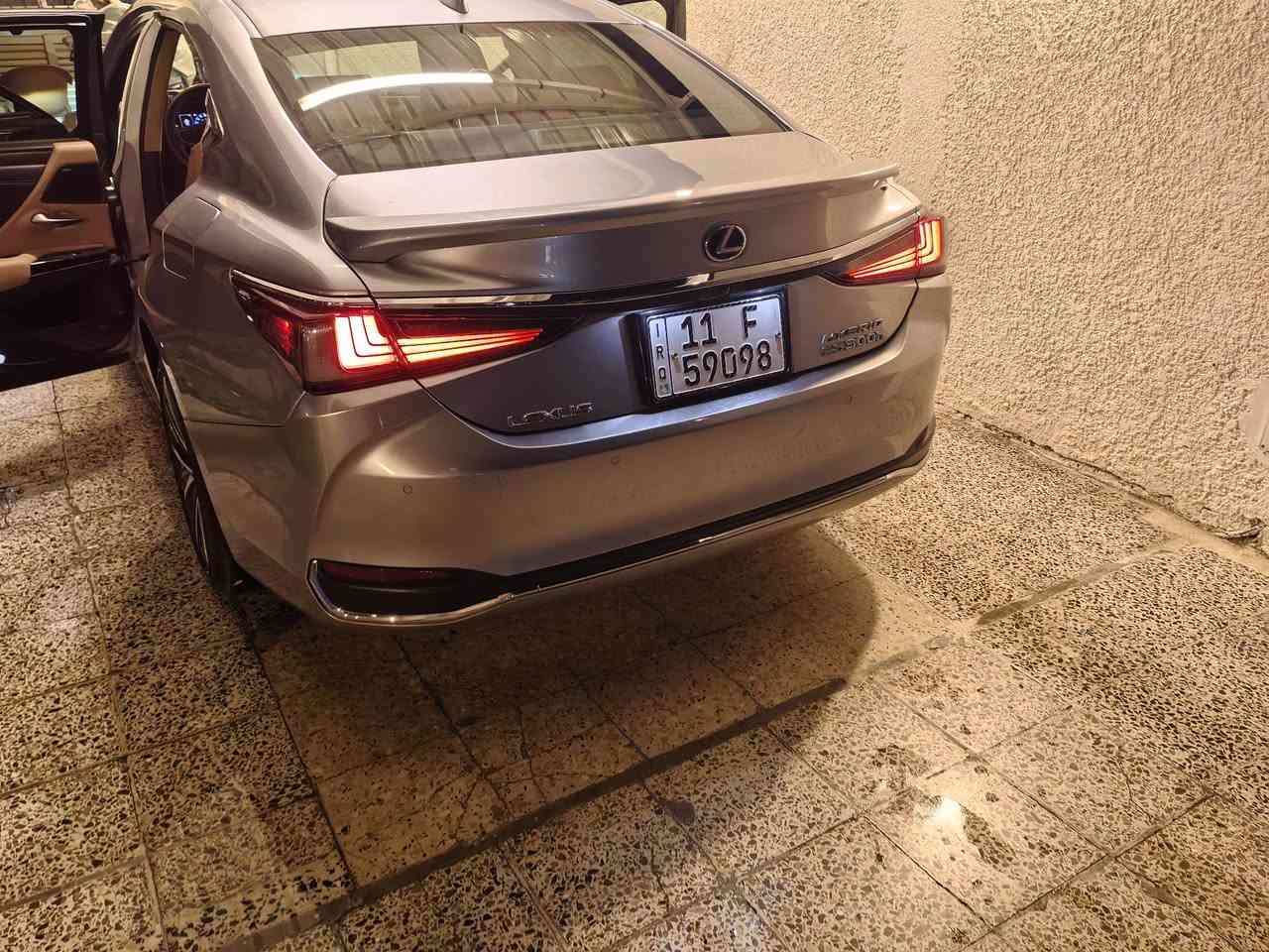 ***********
سلام عليكم لكزز هايبرد وراد الأمريكي موديل 2022 es300 سياره فول موصفات كشنات تبريد وتفئه ضرره جاملغ عرقجين قماره 

مكانهه العامرية سياره بيه 4 قطع صبغ تواصل عل رقم فقط سياره ماشيه6الف كيلو غير متواجد عل ماسنجر

