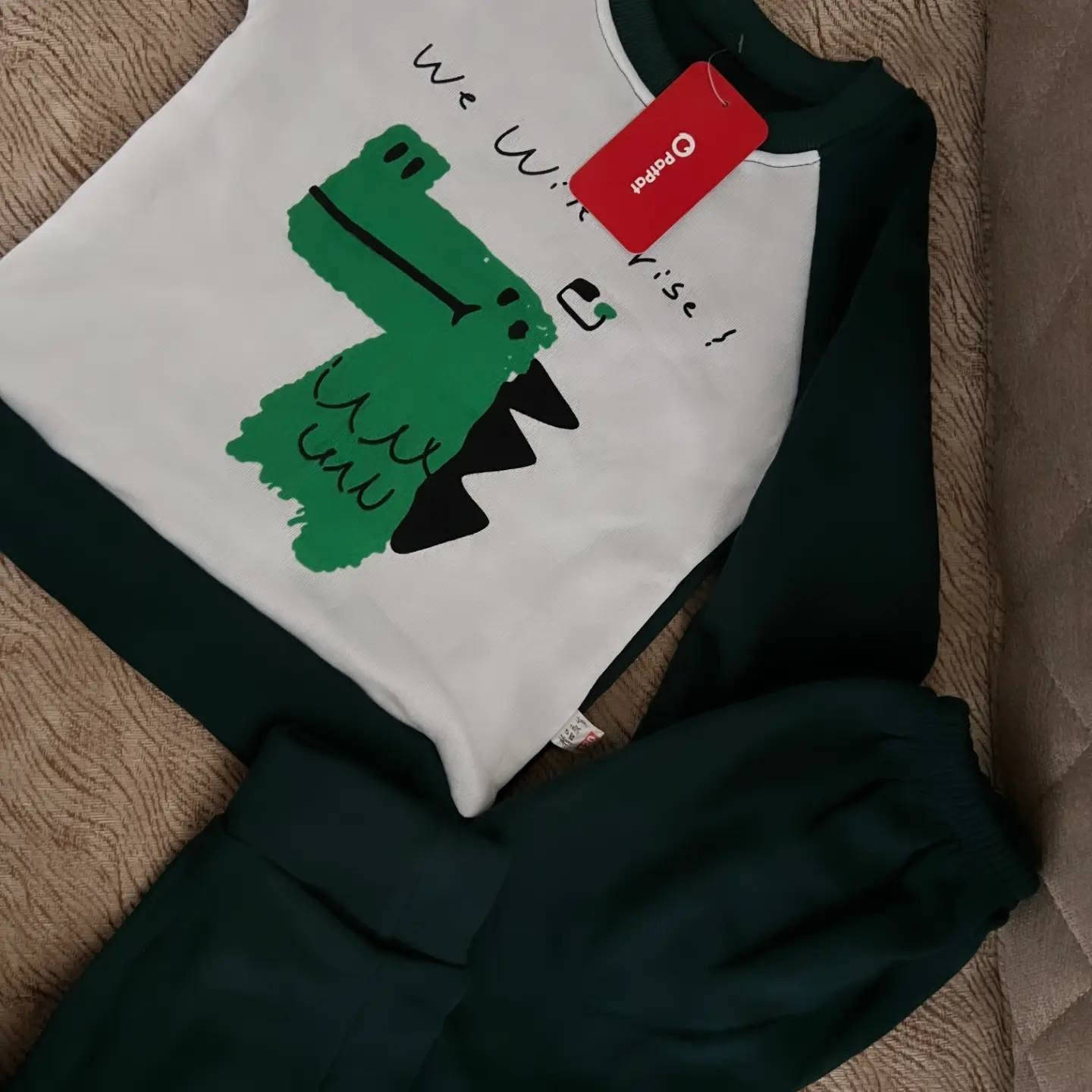 تراكات اطفال شي ان جديد 👈🏼
متوفر وبسعر مناسب 🔥 
يتوفر توصيل داخل ديالى 🚚 
الحجز واتساب ***********/***********

نص مكتوب في الصور:
- PatPat
