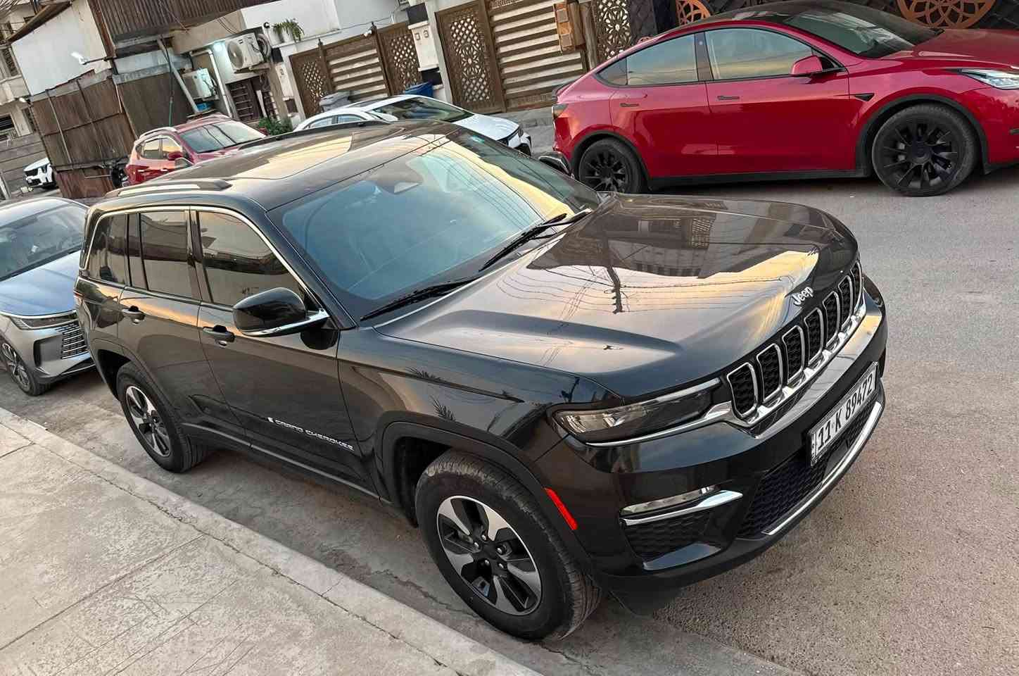 جراند شيروكي 4xe • ٢٠٢٣ • ٢٢٠٠٠ ميل