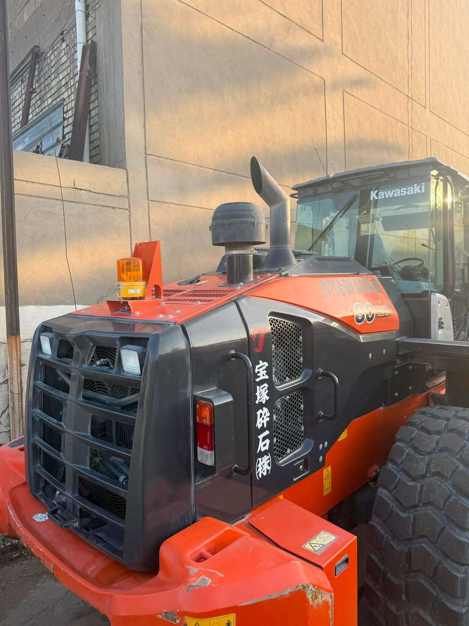شفل كاوسكي Z780
وارد يابان نضيف جداً 
موديل 2019 اصل
مشتغل 14000 ساعه 
بلادي بدون صبغ فول مواصفات 
بغداد شارع الضلال
***********
