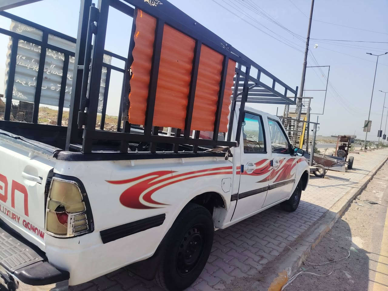 بيكب فتون رقم انكليزي بغداد بسمي معمره جديده سنويه لغاية ٣١ محرك كير صدر كهربائيات تخم تاير باتري جديد كبل للشارع مصبوغ الجماليه موجود بغداد حسينيه الراشديه موبايل *********** بي وتساب سعرها ٤٠ وبيها مجال شويه
