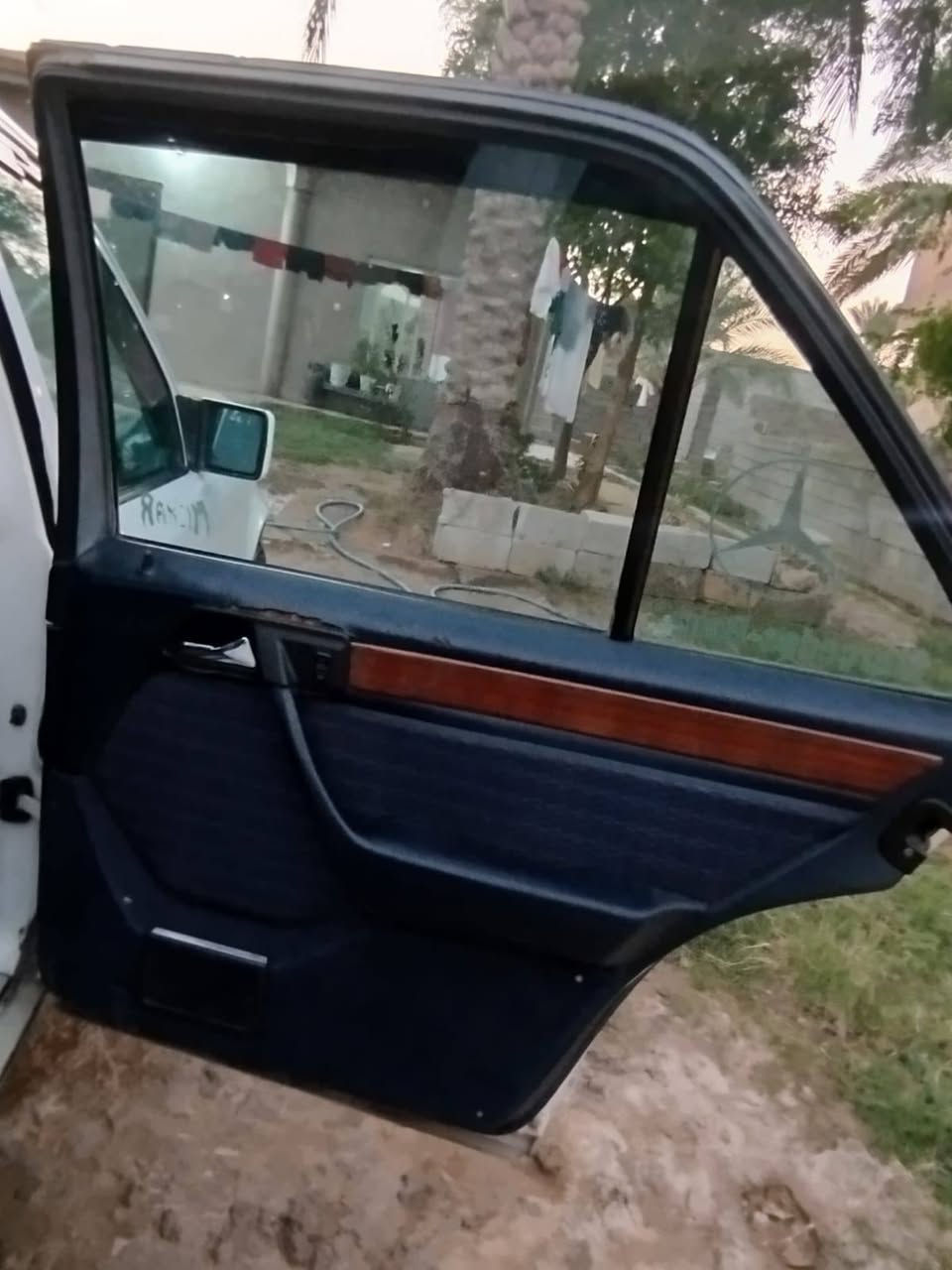 مارسدس موديل 1991
رقم بغداد سنويه 2030
فول مواصفات تحويل ثاني يوم
***********
