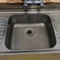 للبيع كونتر مع سنك عنوان بغداد جسر دياله جديد 07780247446