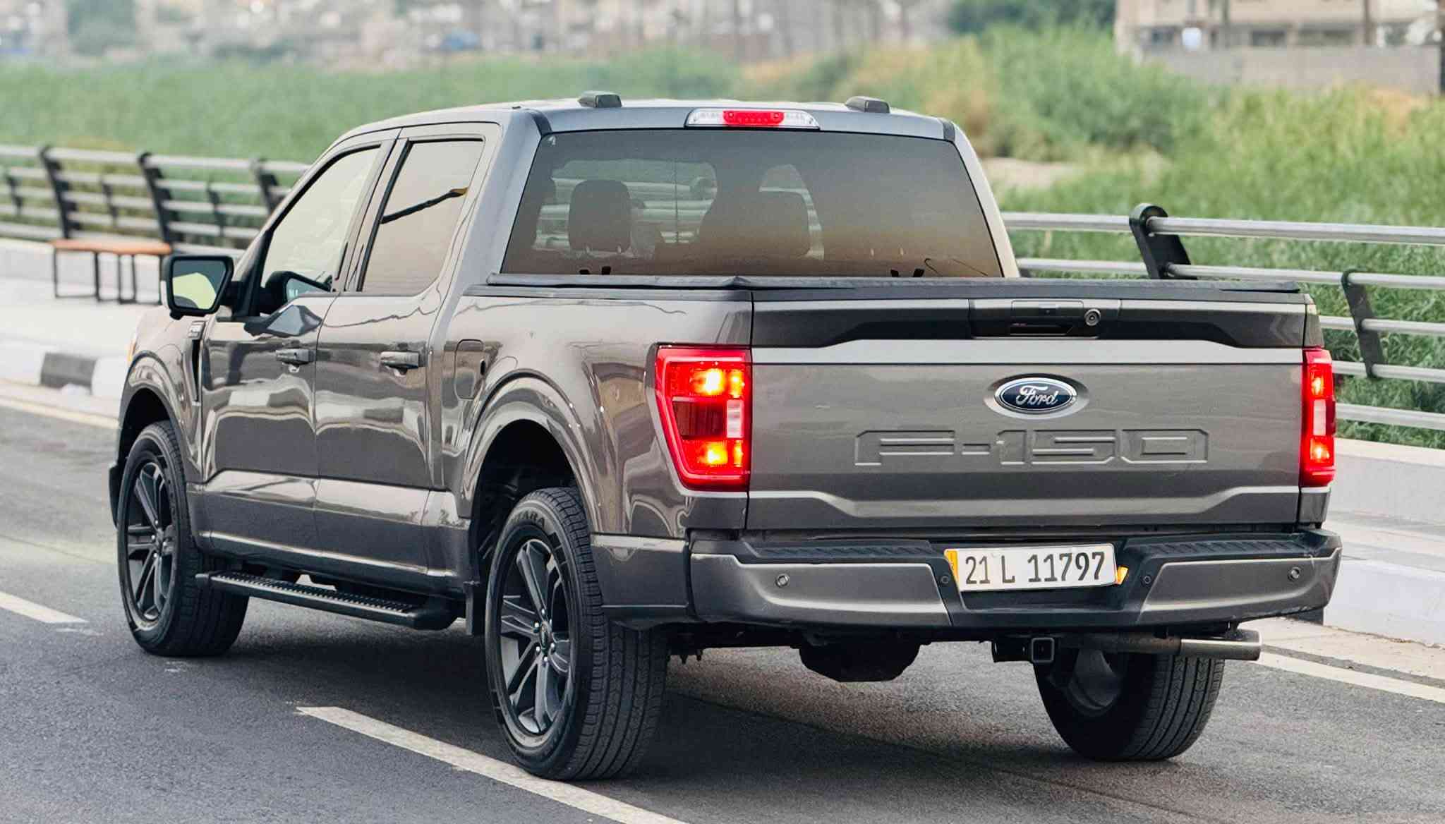 سلام عليكم
فورد F150
السعر 280 
موديل 2023
مواصفات xli
كير طيارة   يعني كير تحت 
خمس كامرات   محيطية 
تبريد لمس ومركزي  
قفل اكسل 
تحكمات استيرن 
شاشة جبيرة 
ماشية   43 ميل 
رقم شاصي 1FTEW1CP1PKD73954
عنوان ديالى خانقين 
استفسار اكثر اتصال
***********
