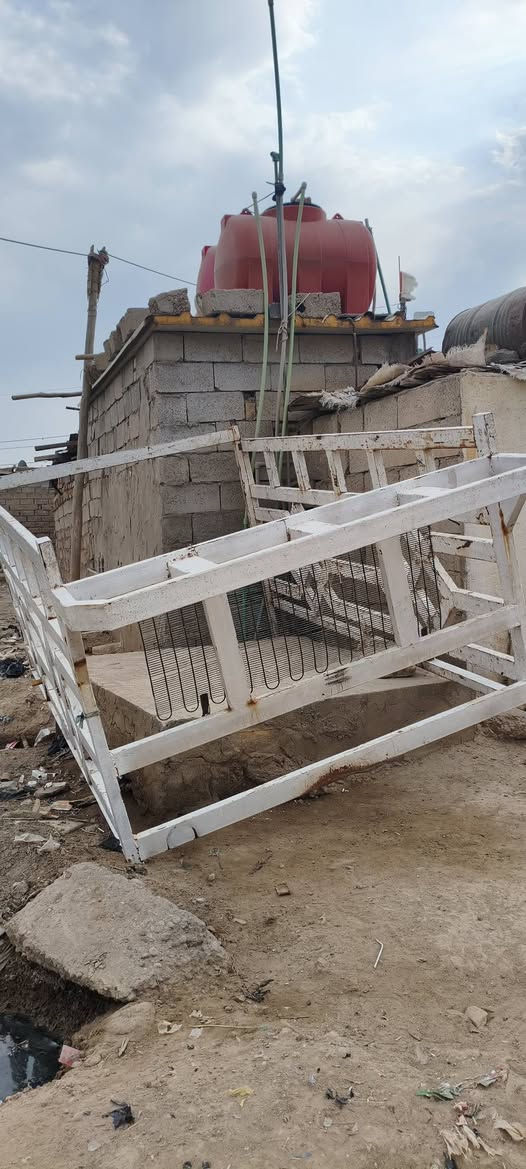 سلام عليكم محجر كيا للبيع السعر 400 وبيه مجال لشراي العنوان ميسان العماره أبو رمانه رقم تصال ***********

