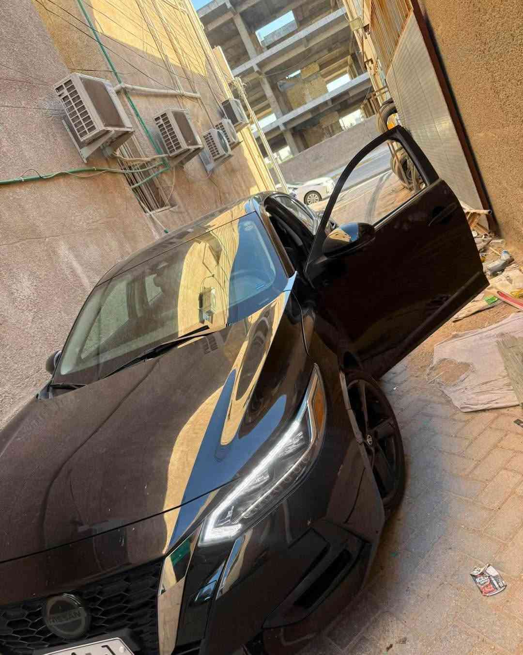 اعلى شي نيسان سنترا SR 2021 فول 1/1
الي على باب الله ياخذها 
محرك 2000 ماشية 26 الف 

فول مواصفات السيارة 
فتحة سقف سلايد
نقط عمياء
رادار أمامي خلفي
كاميرات 360 درجة
تدفئة مقاعد للسائق والراكب 
تدفئة استيرن
مقعد كهربائي مقاعد جلد
تبريد بيانو
شاشة العداد كبيرة+شاشة المسجل
نظام صوتي من شركة Bose
دوسات وويل رياضي بلادي

🟥 سعر سوي تعليق تصلك رسالة 💌
ضربه جاملغ خلفي سطحي
بجم كبس

رقم هاتف ***********

نص مكتوب في الصور:
- Nissan Sentra Sr 2021 Black 2.0L 4 vin: 3N1AB8DV1MY232155 Final bid: $8200
