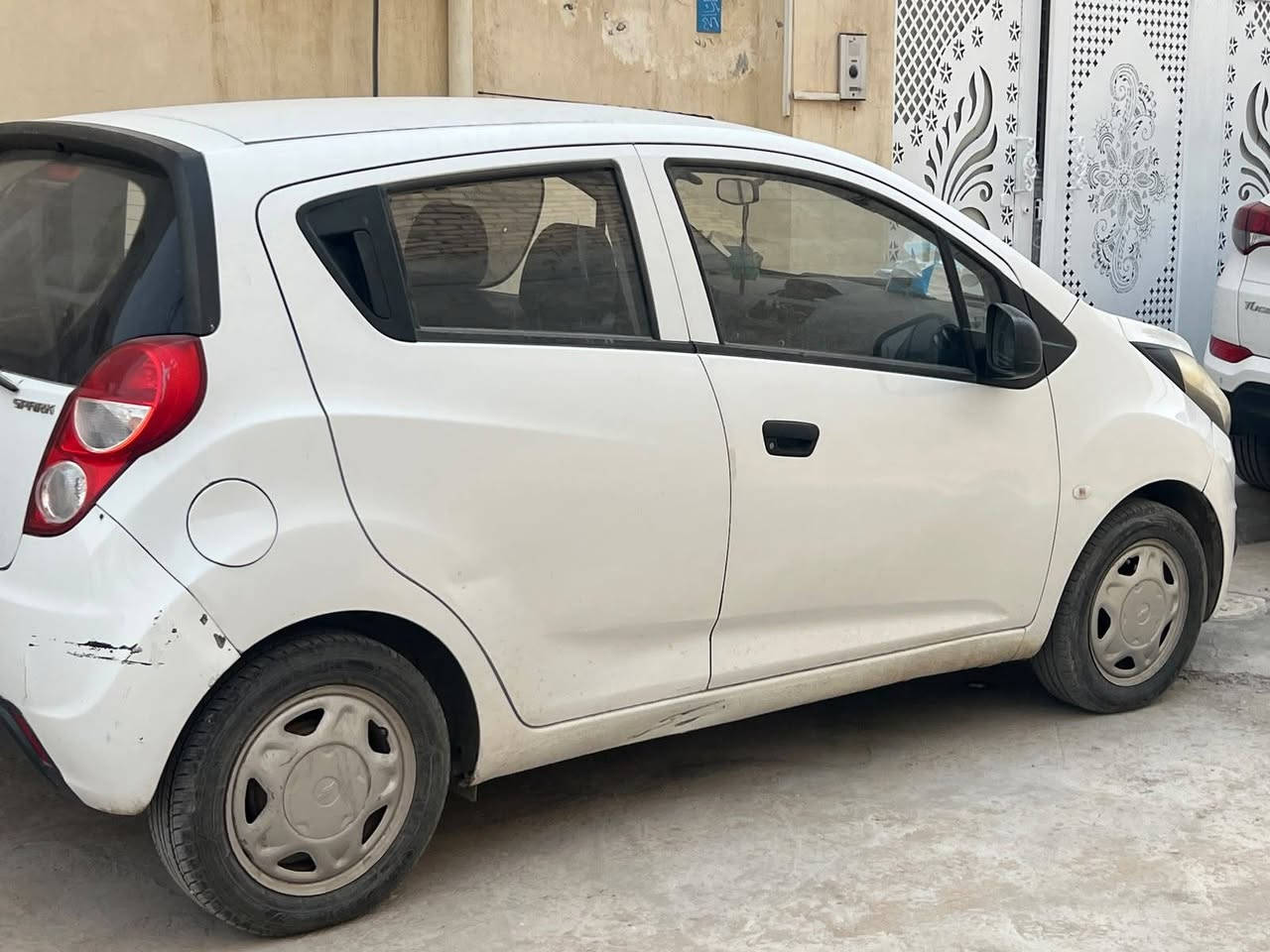 للبيع شوفرليت سبارك خليجي مكفولة العنوان بابل السعر 74 بيهة مجال للاستفسار ***********

