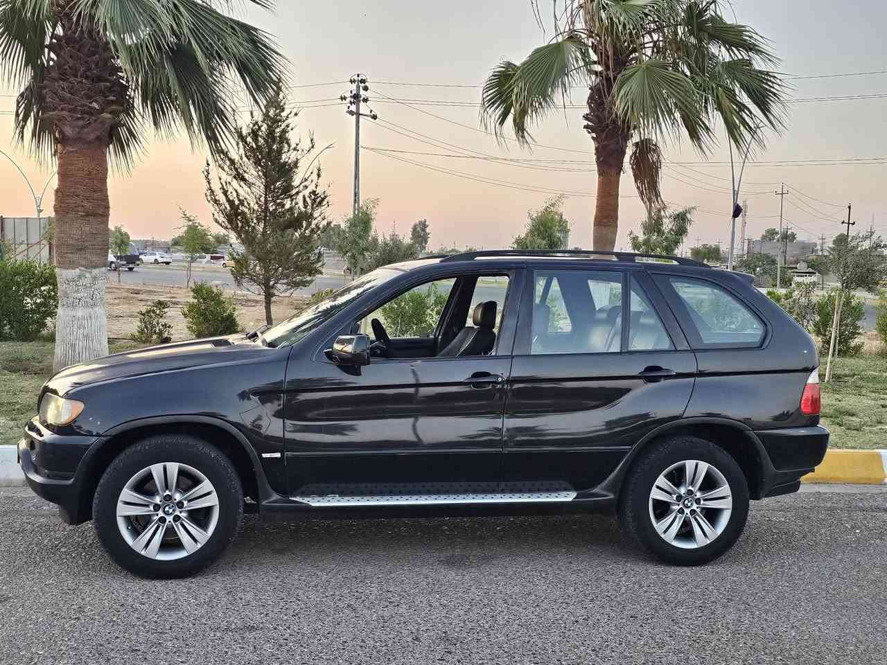 بي ام X5 موديل 2003 كله على البلاد رقم ادهوك محرك 6 بانزين حجي 28 دبل فانوس بدون صبغ
كير محرك تبريد شرط 
حساس امامي خلفي 
كشنات تدف 
جلد كهربائي 
سعر 110 بيع او مراوس 
*********** مكان كركوك
