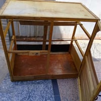 قفص للبيع سعره 25 هـ 07740474188