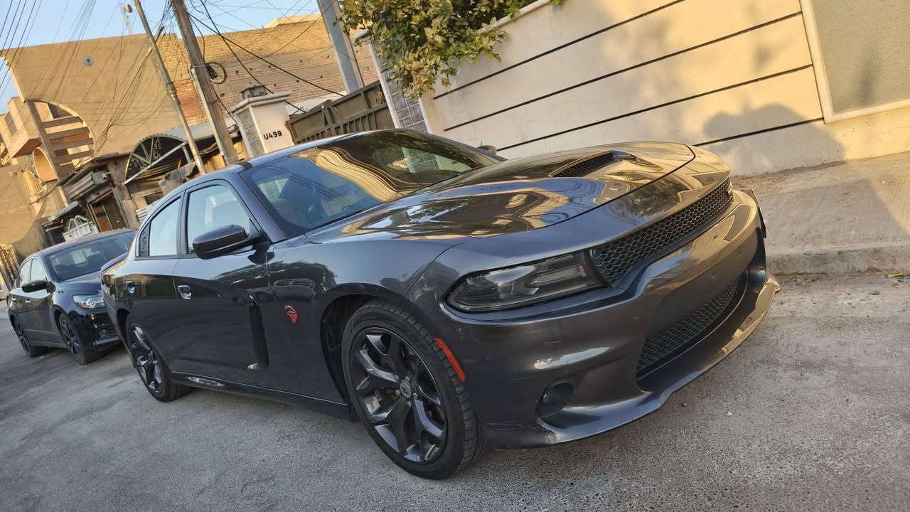 GT 19
معروفه مواصفات الجيتي 
حادثه جانبي موضح في صوره المرفقة
ايرباك فقط برده وراجع 
كير مكينه مكفولات 
بجم كبس شركه 
رقم بغداد 
ماشيه ١٧٧ الف كيلو
التواصل ع الوتساب 
***********
