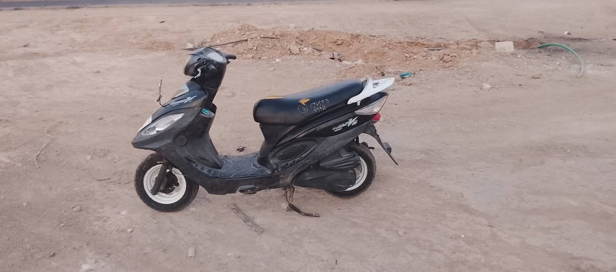 سلام عليكم دراجه للبيع بيها خيط بخار 

***********
