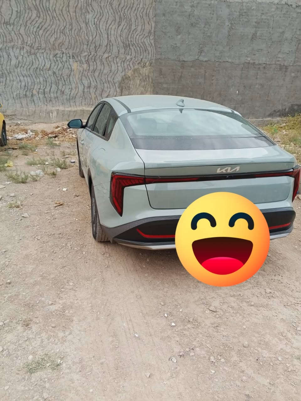 سلام عليكم كي فور مديل ٢٥ وارد امريكي حادثه خلفي محرك ٢٠٠٠ مكفول كير مكفول السياره نص فول بسمي مكاني بغداد حي البتول *********** السياره ماشيه ١٨ السعر ١٦٥
