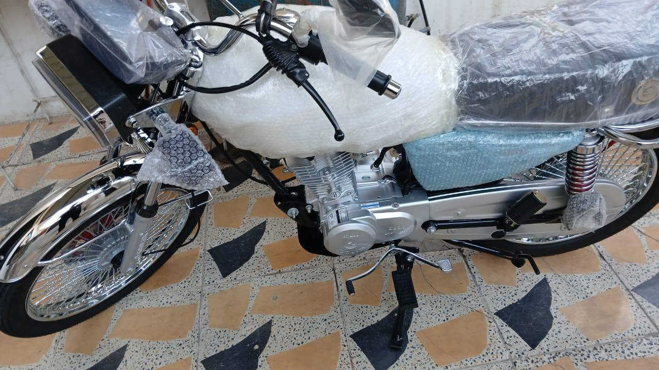 سلام عليكم
درجه سولنك للبيع موديل 2026 لون زيتوني صفر بعده شرط عن كل شي منفيس بي السعر 875اوبي مجال قليل الشراي  يتصل ***********

