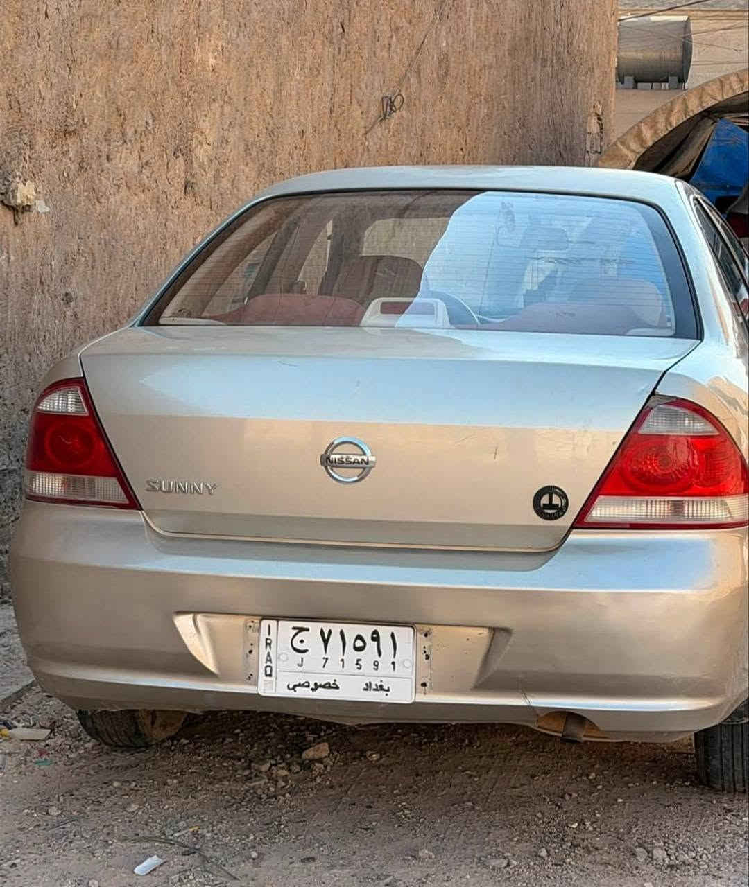نيسان سني ٢٠٠٩ بدي كوري كير اوتماتيك بحاله جيده جدا تبريد شغال صدر كامل مع مشط استيرن جديد حاويه ضمان المحرك والكير  بأسمي الضرر تبديل جاملغ عكس السائق مع صبغ البنيد بسبب الجراد تخم تاير  مشروع وطني مكان السياره الرمادي والسعر ٧٨ وبيها مجال قليل للاستفسار الاتصال على الرقم ***********
