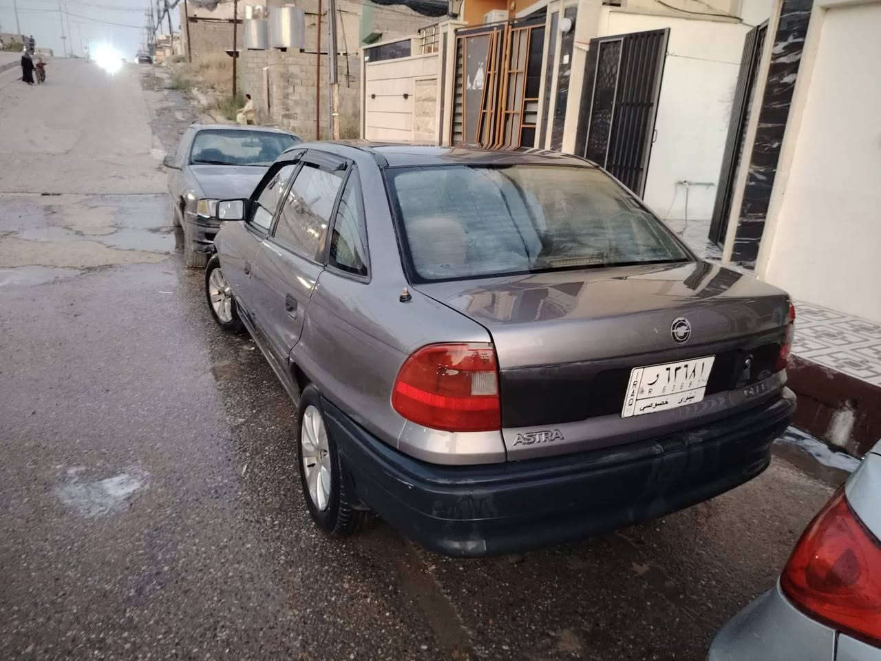 اوبل استره • ١٩٩٣ • توماتيك