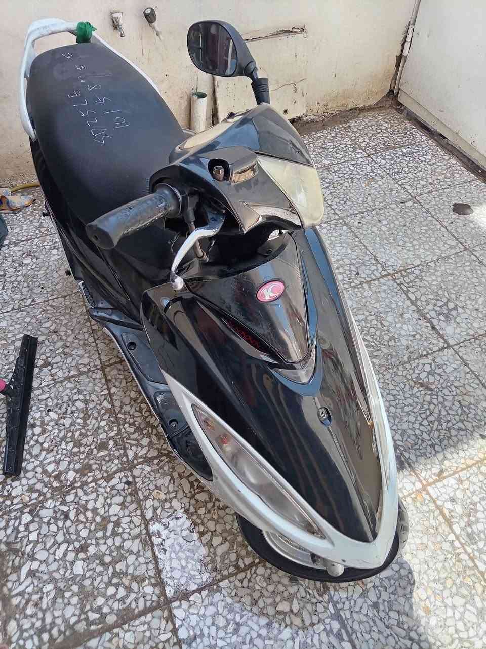دراجه جي فور كامكو دراجه نضيفه رنبه دراجه نضيفه البيع مكينه مامفتوحه تجي تفحص ***********تواصل واتساب
