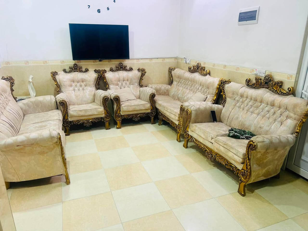 قەنەفە بۆ فرۆشتن
شتێکی زۆر پاک و بێ عەیبە تاخم کاملە نرخی 300 هەزار و معامەلە لە رزگاریە 📞 *********** كالار, السليمانية

