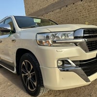 لاندكروزر GXR • ٢٠١٧ • ٨ سلندر ٤.٦
