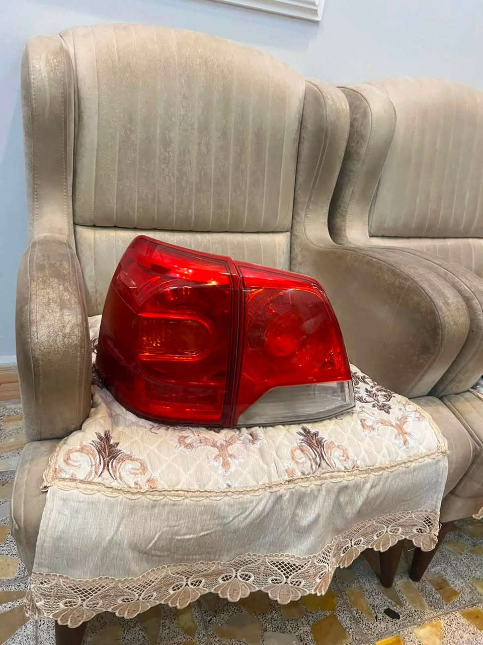 تحديث لاندكروز
دعامية امامية ولايتات وشباك كلهم نضيفات وحلوات نسبة النضافه 85‎%‎ مكاني بصره ابو الخصيب للتواصل  ***********
