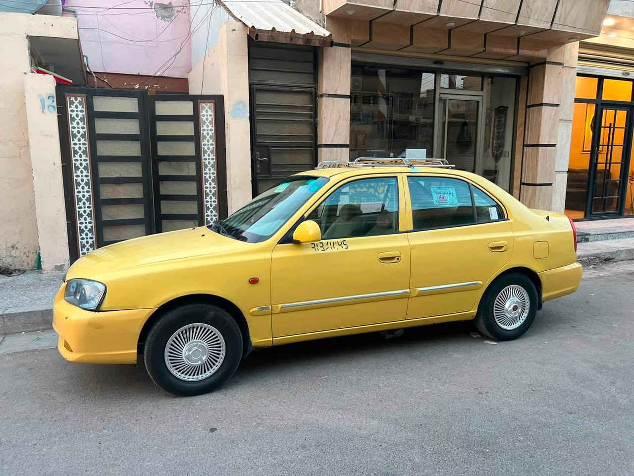 للبيع او المراوس فيرنا 2014 معيوده بغداد باسمي رقم انكليزي هيئه  غرامه صفرحادث بلسونار جاهزه تبريد صدر تايرات كير مكينه العنوان بغداد حي النصر رقم *********** السعر 63 وبيهه مجال @

