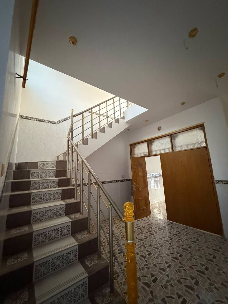 النجف الاشرف • حي الجامعة • ١٠٠م