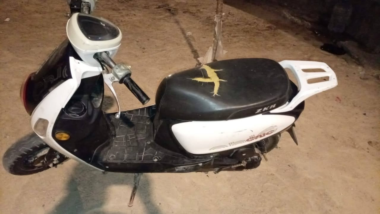 دراجه للبيع جاهزه من كلشي السعر 350 وبيه مجال الاستفسار اتصال *********** المكان بصره كرمه علي
