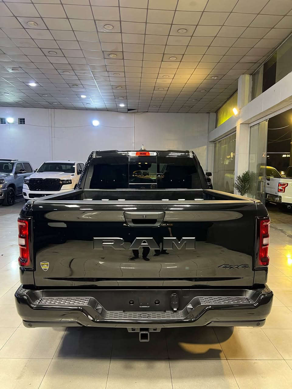 Dodge Ram
2025 Bighorn
V6 - 3.6L- 4x4
بسمه و شغال
شاشه
كاميره
كوشينات جلد
باب طويل
بودى فصير
دبل اكسل
ويل 20
17.000 mile
2 قطعه صبغ
بدون ارباک 
سعر 325 ورقه
معرض ( مهدينه ) اربيل شارع ١٠٠م
***********

