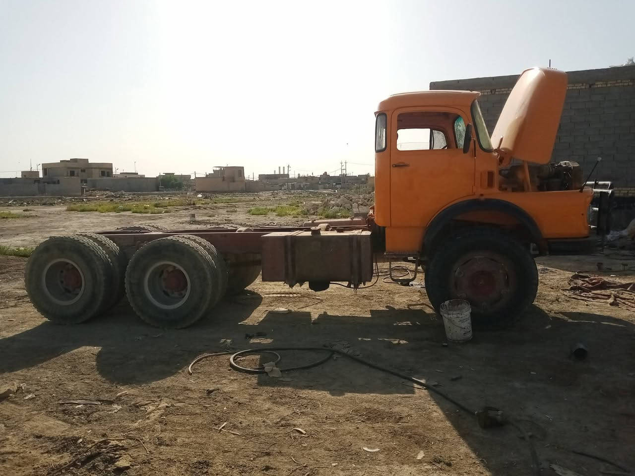 قلاب للبيع موديل 74 محرك شرط شاصي شرط خام كير مجموعه لقوه رقم انكليزي بسمي المكان سماوه رقم الهاتف ***********
