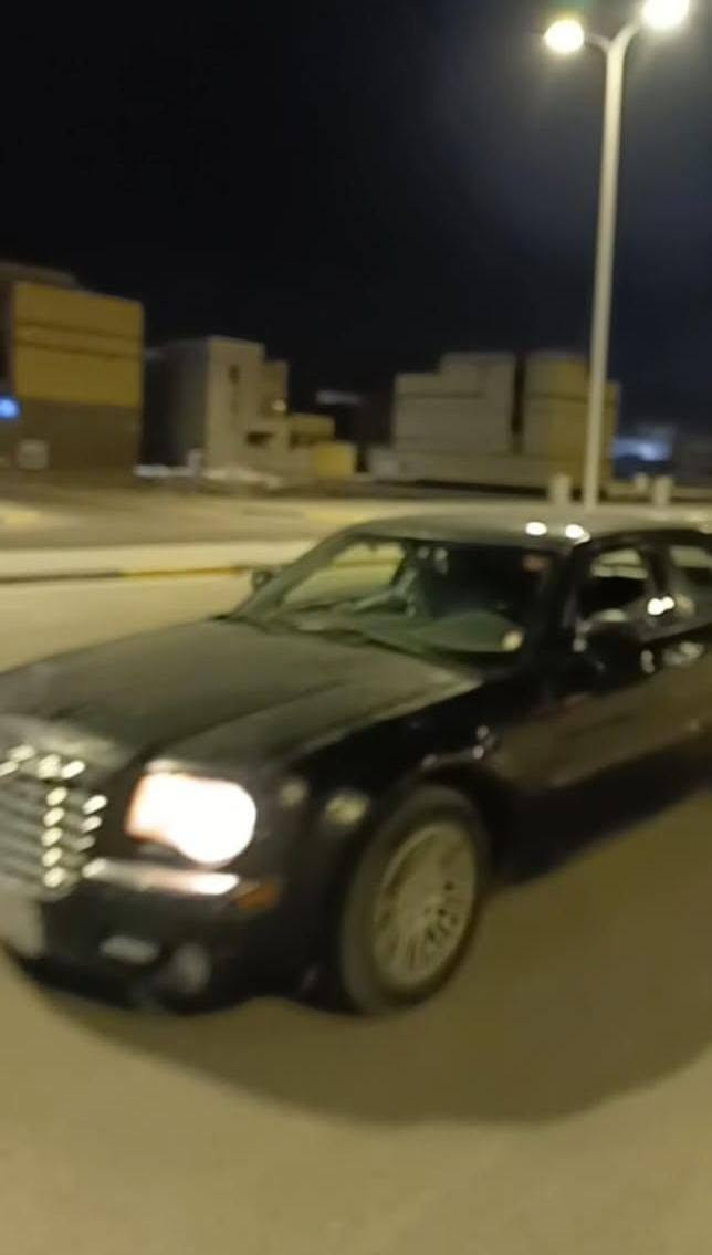 سلام عليكم بيع مستعجل او مراوس باصولي حسب القناعه اوبامه 2010 السياره كير محرك جدد السياره ادوات كفاله من الكص كفالف من الكص السعر 35 وبيه مجال حك الجيه الستفسار ***********
