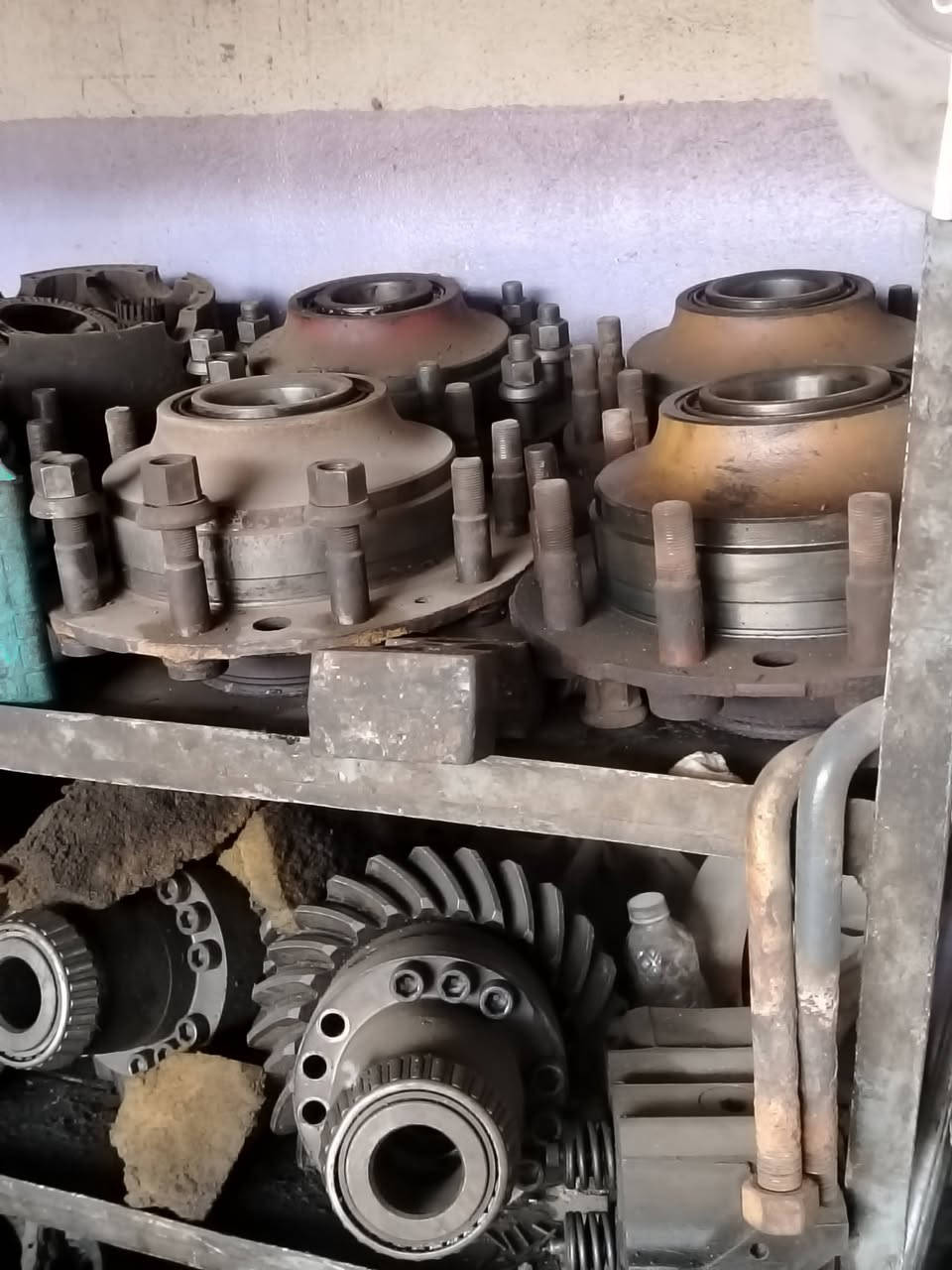 أدوات فالفو البيع  تفصيخ نواع فالفو قفط عنوان بغداد جرف النداف رقم *********** /***********
