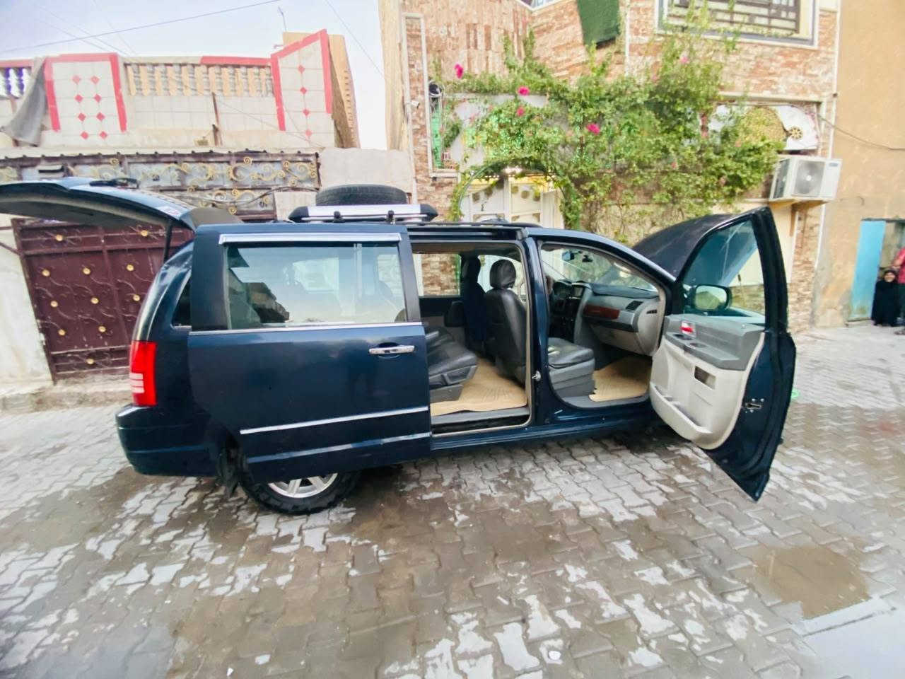 دوج كلاسلير ٢٠٠٨ فول مواصفات كلين بدون حادث المواصفات
محرك٢٨٠٠

كير جديد

تبريد ٣قطع شغال خير من الله 

بيبان كهرباء جنطه كهرباء 

كرسي السائق كهرباء 

تدفئةبالكراسي أمامي وخلفي

شاشات عدد٢ 

مسجل عدد٢ 

تحكم بلمسجل 

تحكم بسرعه 

لايت زنون

إشارة بلمري

فتحة بالسقف 

الحساسات خلفية 

كامرة خلفية دوارة

تخم تاير جديد 

جام كهرباء كل السيارة

أرضية السيارة جديده 

حدادية الصدر جديده 

تشغيل عن بعد 

تحكم كامل بريمونت

بعد بيها مواصفات 

باب الجنطة انضربت عندي قبل الشهر وبدلت الجنطة بلادية 

باتري جديد 

بأسمي 

العنوان بغداد مدينة الصدر 

السعر شدة ١٥ورقة

رقمي ***********
