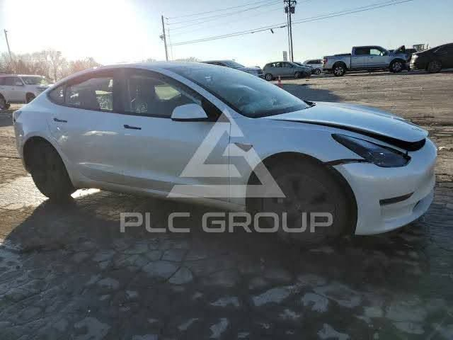 سلام عليكم
🔴🔴🔴السعر 175)
فئة السياره : مودل 3 ستاندر تك ماطور
موديل السياره :2023
🔴حادثها : فقط دعاميه
ممشى السياره: 70 الف كيلو
صور حادثها موجوده بالمنشور  هيا وفحص البطاريات مالتها 

السياره مرتبه ومصروف عليها 

🔴الاضافات . عليها دوسات ولحيه اصليه مال تيسلا وعليها وبعض الامور و ستيرن يوك( الستيرن سعره وحد عن السياره اسلمك السياره بالستيرن العادي مالتها اذا تريد اليوك ابقي بيها ) 

السياره باسمي رقمها بغداد 

عنواني بغداد اليرموك رقمي***********
