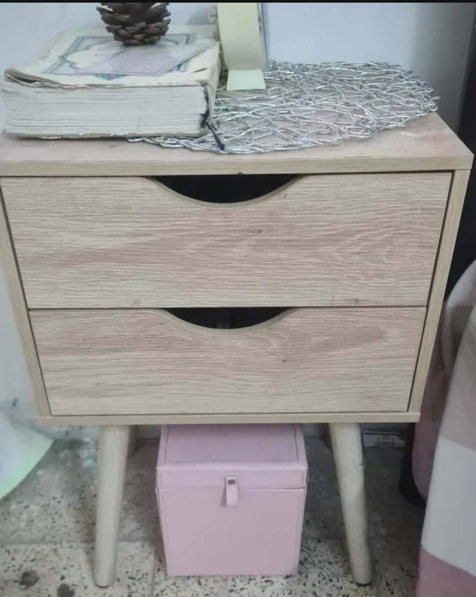 جهاز مال كليجه سيراميك الأصلي ٢٥ الف 
بنكات سقفيه عدد ٣ سعر الوحده ٢٥ الف وبيه مجال لشراي 
كومدي ابو مجرات مال ايكيا ٣٥ الف وبي مجال لشراي مكانهم بغداد الغزاليه  الشراي يروح على هذه الرقم ***********
