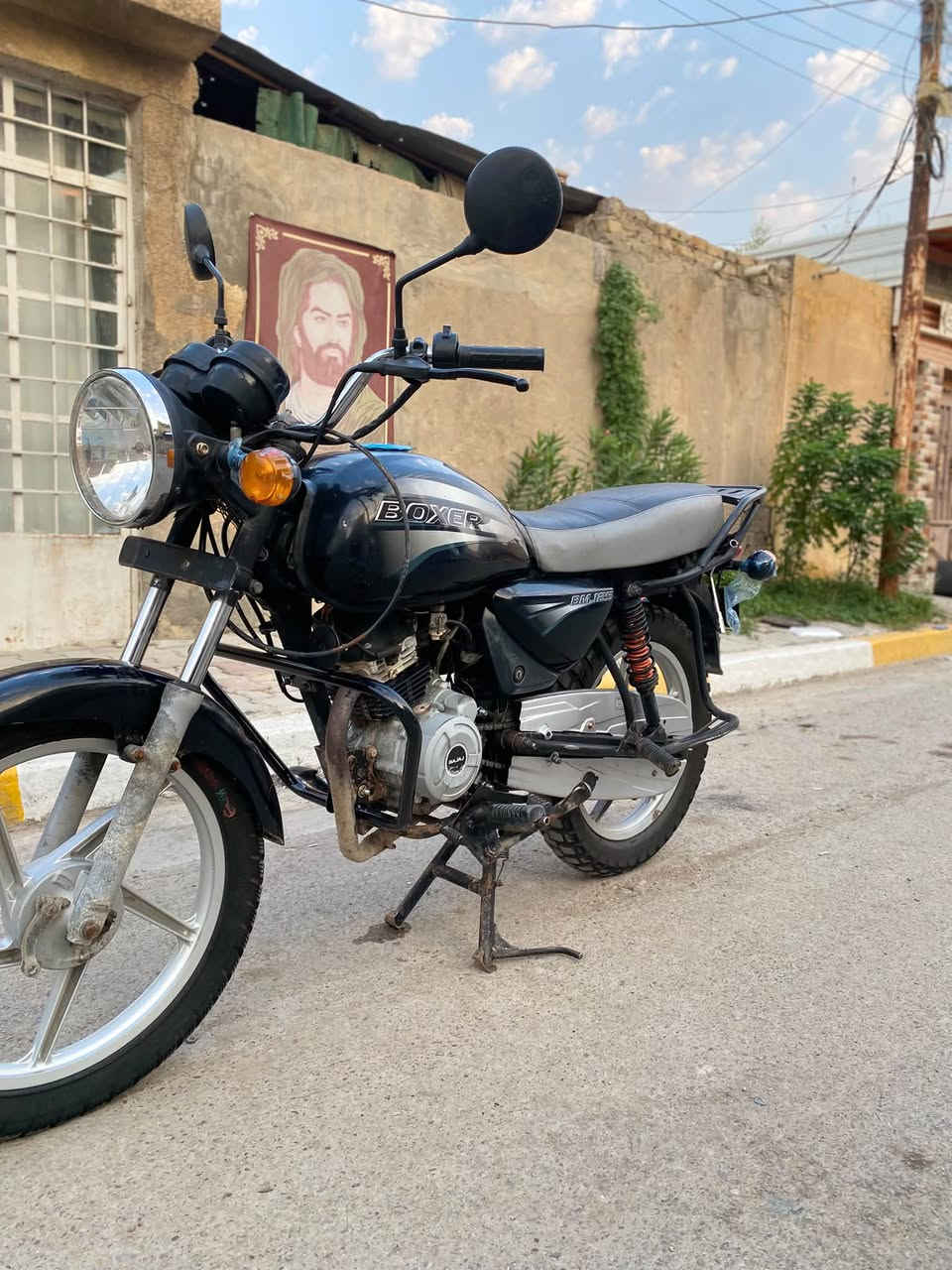سلام عليكم دراجه بوكسر موديل2018بيه بدايت خيط تبخير الدراجه مكينه ربع نمر اوراق كامله الدراه تخم تاير مامي خلفي كهربايات كله شغاله  وبيه ملاحضات خفيفه كلش نقوصات القمجي مال سرعه و مال بريك لمامي السعر 650 وبيه مجال الدراجه ما مشتغله دليفري الله شاهد ليريده خلي خابرني لين مستعجل علبيع مكانك بغداد الحسينيه مال راشديه ***********

