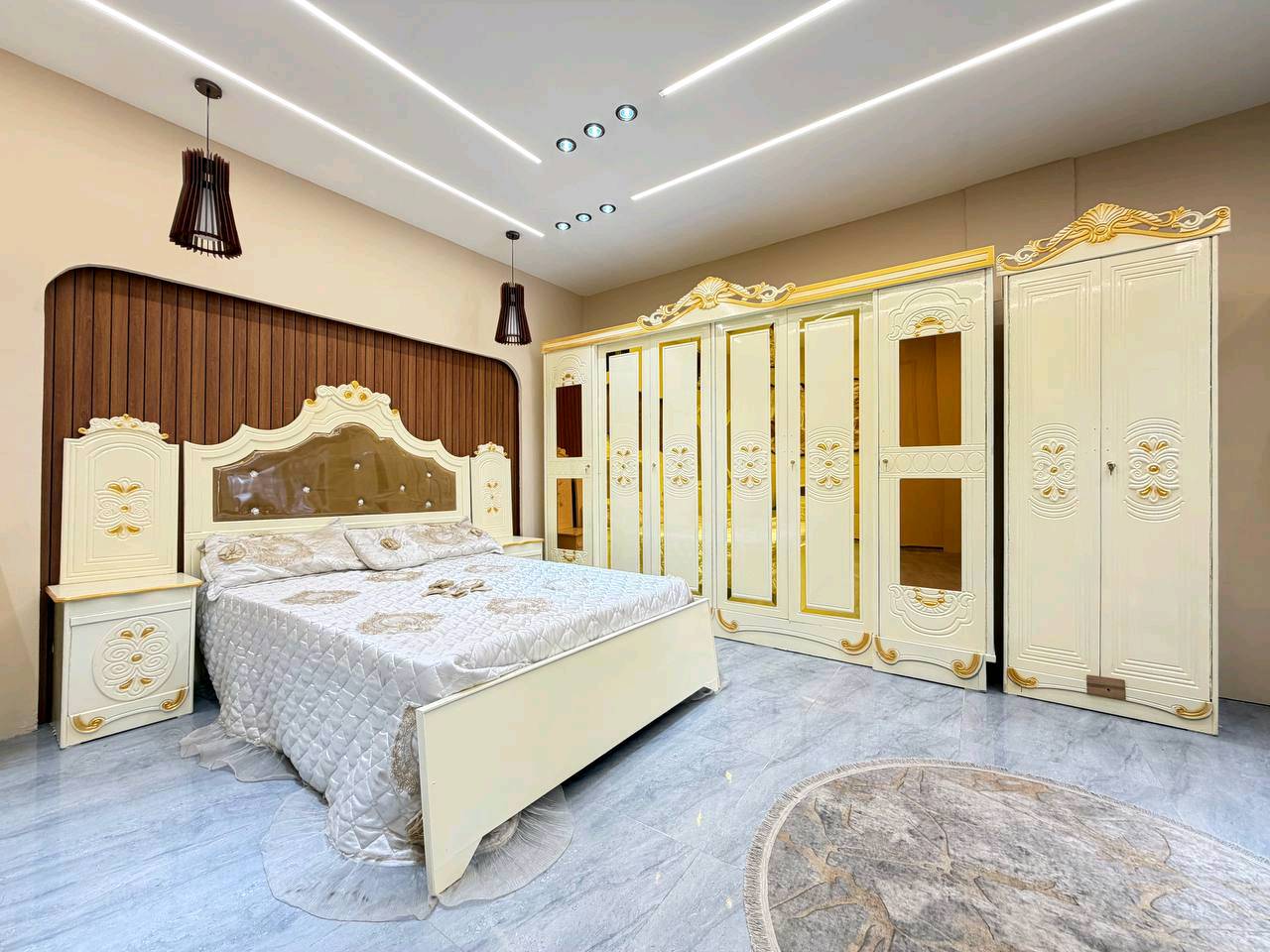 السعر //( مليون و 100 )فقط 😍

🔅تفاصيل الغرفة المرمري  ....خاشب عادي

 خارج ٤ملم ام دي اف 🔺
وداخل معاكس ٣ملم 
صبغ حراري  درجة اولى 


عدد القطع  ٧ قطع 😍
🔺1 //جرباية  قياس  ١٦٠ × ٢٠٠ 
🔺//ميز جانبي ايسر قياس ٥٠
🔺2// وميز  جانبي  قياس ٥٠
🔺3// زاوية ارتفاع مترين عرض ٨٠
🔺4// وميز بلازمه  
🔺5//وميز مراية ارتفاع مترين عرض ١٢٠
🔺6// وكنتور ٦ باب  ارتفاع مترين و١٥ طول ٣ متر و١٥

القطعه الثامنة حسب الطلب شازلون
سعرها ٥٠ الف ❤️

(الاضافات حسب الرغبة)
طابوريه 25 الف
شازلون سعرها ٥٠ الف
شازلون مخزن ٧٥ الف
قاطع 15
