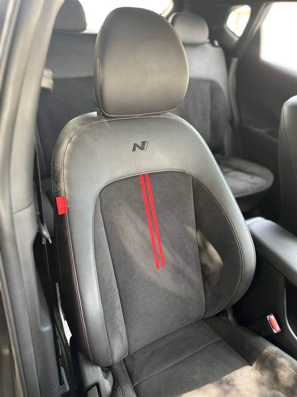#السلام_عليكم
#للبيع 🚘

- هونداي كونا Hyundai KONA N (2024)
- السعر 158 وبي مجال 
- رقم اربيل  
- مكينه  1600 turbo 
- ماشيه 9 الف فقط 
المواصفات :-  
* بنوراما 
* بصمه تشغيل + ابواب
* كراسي جلد 
* شاشه  حجم الكبير + كامرا  
* تحديد مسار + قياده ذاتيه 
* رادار امامي + خلفي + جانبي 
* اشاره بالمري 
* 3 وضعيات قياده 
* تحكم  ستيرن 
* مانع انحدار 
* اناره دشبول 
* اوتو ستوب
-    صور حادث  واتساب 
- مكان السياره بغداد   
- للاستفسار ***********
