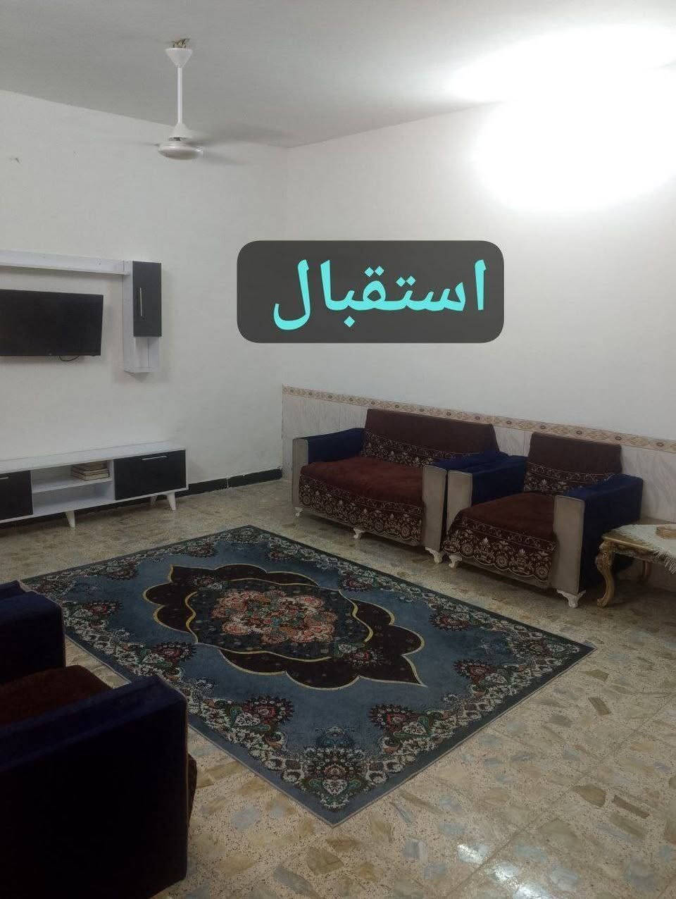 مكلف بلنشر بيت 🏘️للبيع. في منطقه الكرغواليه
قريه ساده الصوافي يم مولده سيد خالد 

شارع تبليط.  ماي وكهرباء. نت ضوئي 

 مساحه 125 متر. واجهه 7. ونزال 18

مبني بلوك وكاشي طرمه سراميك.

استقبال وغرفه نوم ومطبخ وصحيات

وصاله. 

للتفاصيل اكثر اتصل ع الرقم 

***********
