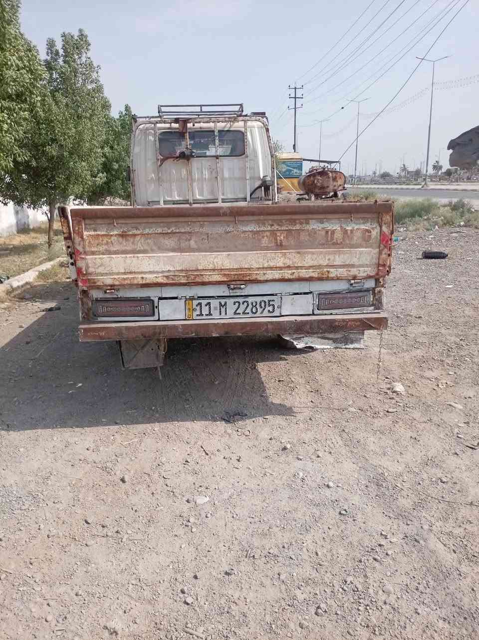 السلام عليكم توجد سيارة سامسونك تك قمارة موديل ٢٠٠٠سنويه رقم بغداد سنويه لغاية عام ٢٠٣٠مكينه خيط بخار سعر ٣٠ورقه بيه مجال للاتصال ***********
