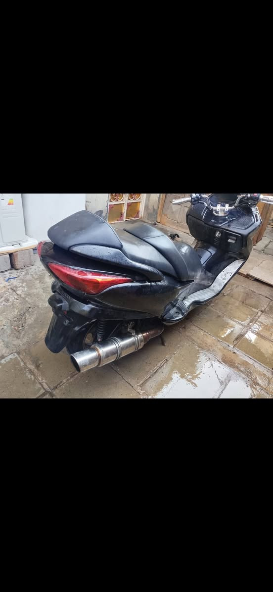 السلام عليكم دراجه فورزا فورزا نظيفه شغاله من الطول للطول الشاير هورن لايت طاب كلها شغاله سعرها 700 وبيه مجال مجال حق جايه مكاني حيانيه ***********
