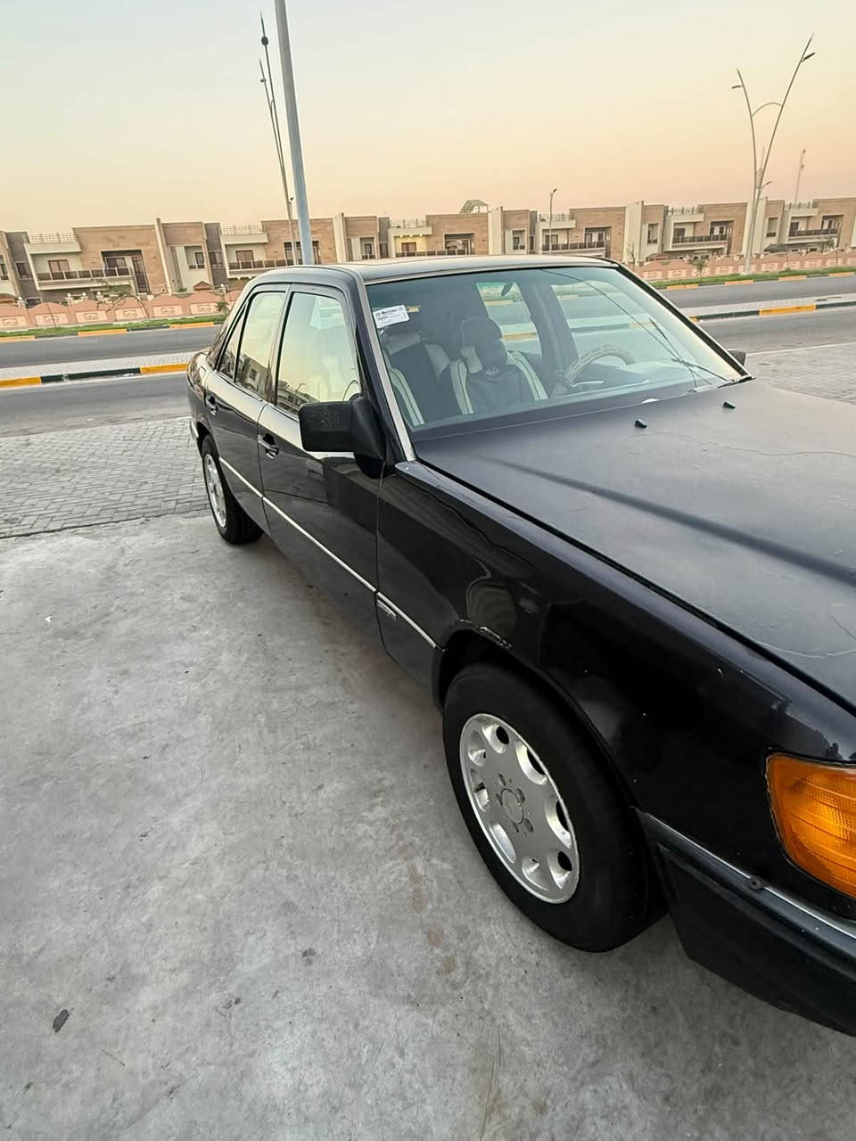 مارسدس دب موديل92 كير ومحرك بطه بلباكيت تبريد وي السويج حداده تخم تاير باتري جديد جاهزه السياره رقم اربيل مداور ثاني سياره قطرة خياس مابيهه صبغة بلاديه للبيع فقط ب55 وبيهه مجال ***********
