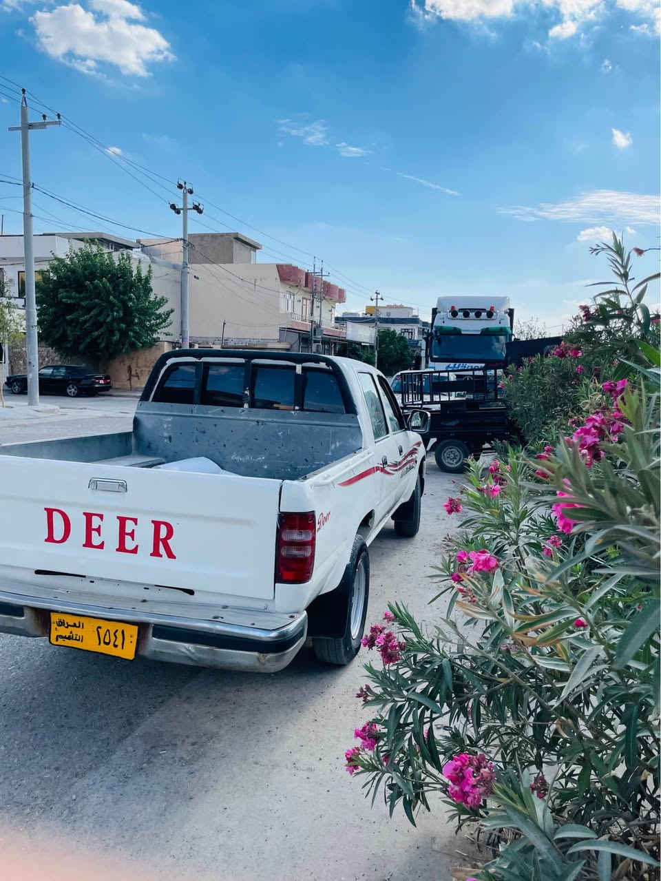 دێر ٢٠٠٦گێڕ مەکینە بەشەرت مەکینە کابرێتە
سەنەموی جنوبە بەشەرتی ئەوەلایات 
بەس شوێن لەزگەکەی بۆیاخە لێدراوی هیچنیە
بۆزنیاری زیاتر
***********
نرخیشی ٢٨گەلا تۆزێک مەجال السليمانية, العراق
