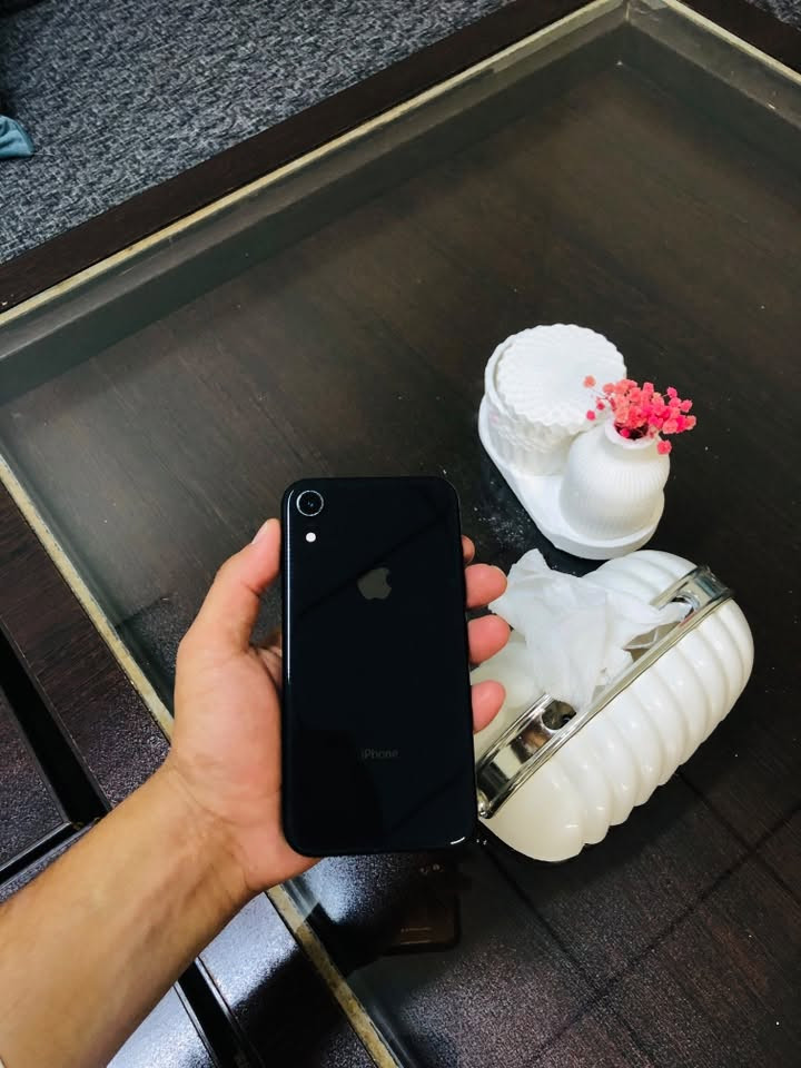 XR 

ذاكرة 64 

بطارية 🔋 79

دبل سيمكرت 

امريكي نموذج M

فيس إيدي شغال 

جديد لوك شخط ما بي 

السعر 145 قفل قفل إلا ربع ما يرهم 

شراي تفضل وتساب فقط ***********
