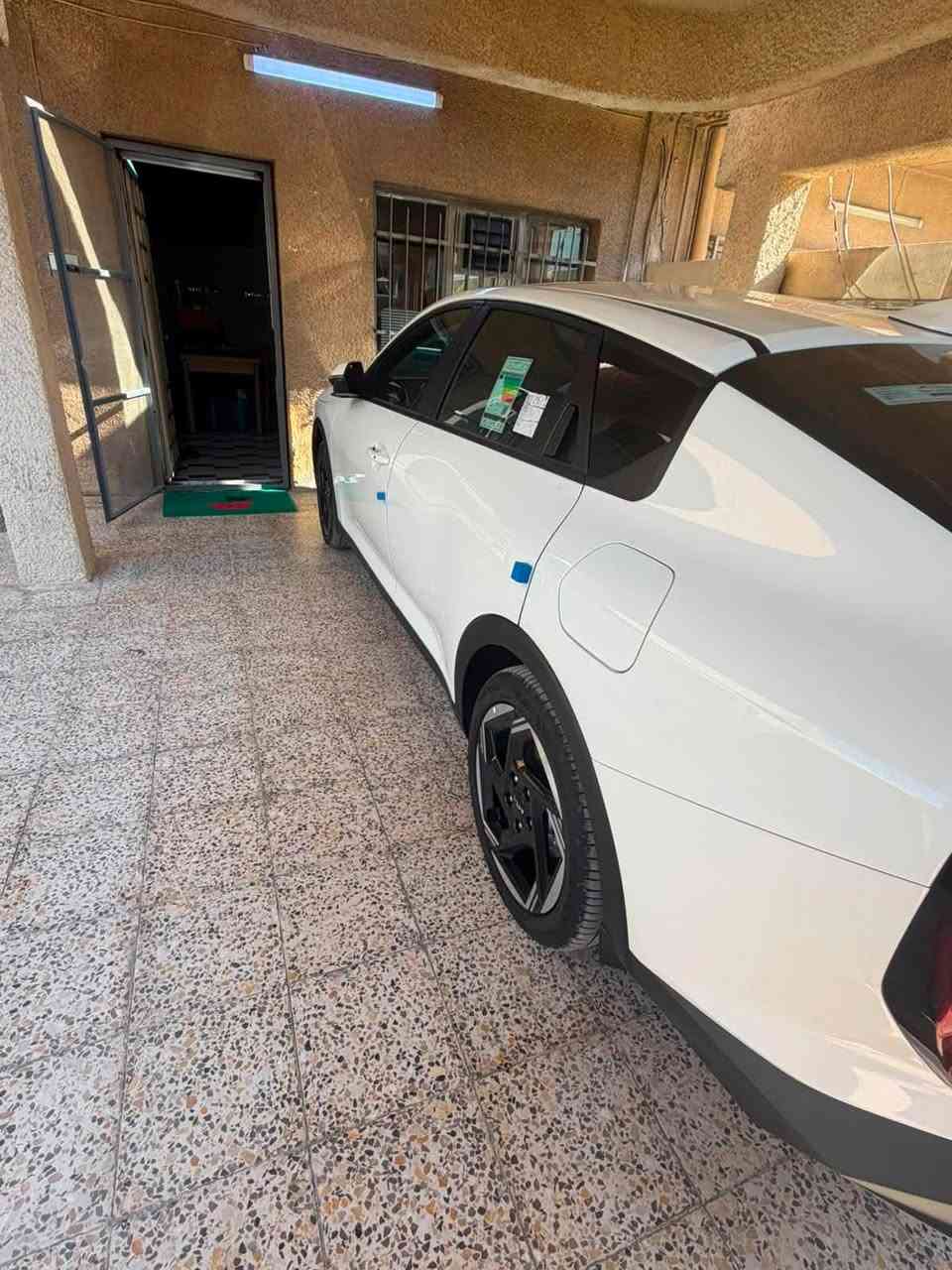 السلام عليكم
للبيع k4 2025 خليجي رقم بغداد بأسمي 

ضمان دوليه  

محرك 2000 دوش ماشيه 6 الاف 

تشغيل عن بعد بصمه مري شفط تبريد 

قطعتين هند بريك بصمه بعدها بل ضمان تبديلتين دهن مجاني 

السياره كفاله عامه

مكاني بغداد حي الجهاد 

السعر 193بيها مجال 

لااستفسار/***********
