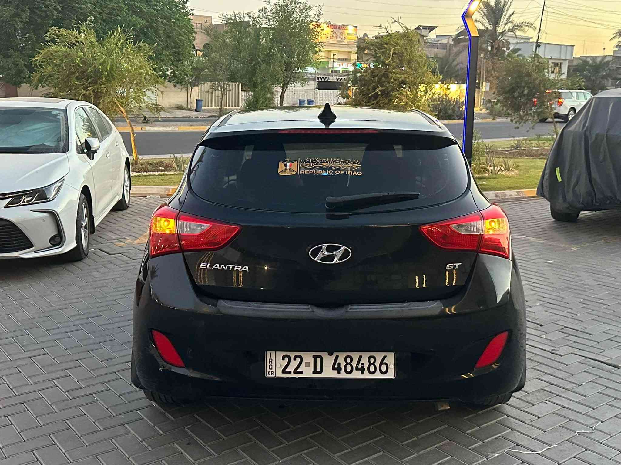 السلام عليكم 
هونداي النترا هاج باك GT
بيها جاملغ وبنيد وباب سايق صبغ وجاملغ خلفي ابيع حزام سياره جاهزه بدون نقص 
مواصفات 
يصمه 
شاشه
كأمره 
تحكم ستيرن 
محرك 1800
مكانها بغداد حي الجهاد 
السعر 77$
للاستفسار 
***********
