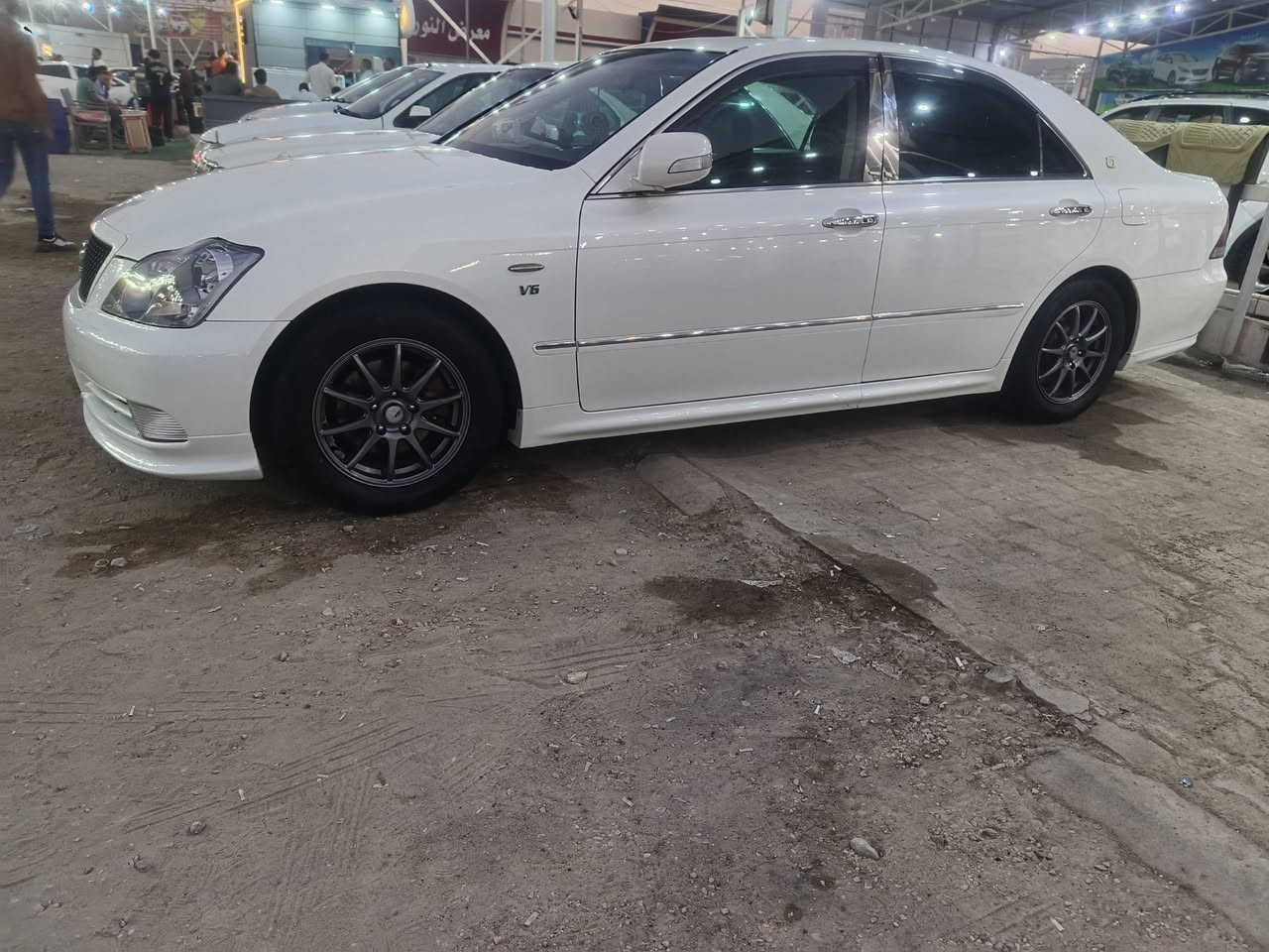 سلام عليكم سياره شاهينه موديل 2005سياره شاصي 82 دخول جديد 102فول مواصفات واحد على واحد  كفاله عامه. رقم بصره نكليزي  مكان السياره نجف للستفسار ***********
